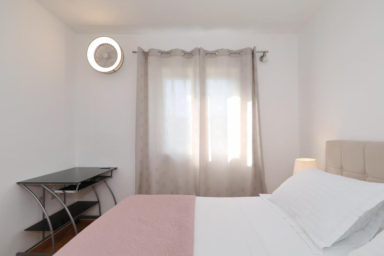 Sea Relaxing Apartment Bibinje Zewnętrze zdjęcie